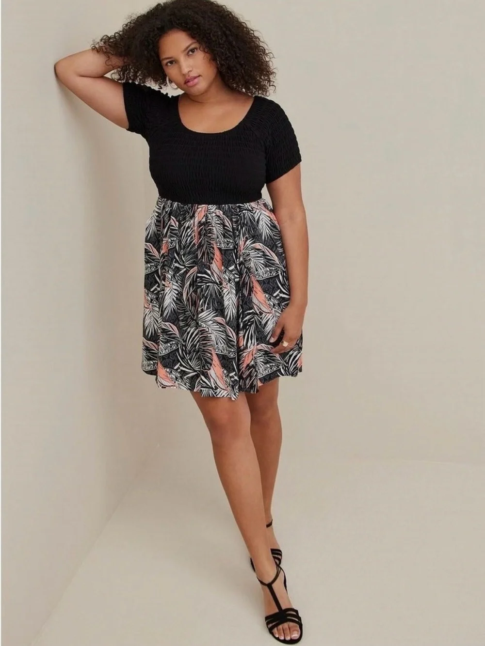A Little Loved- Torrid Mini Smocked Dress Palm Black Coral- Size 0